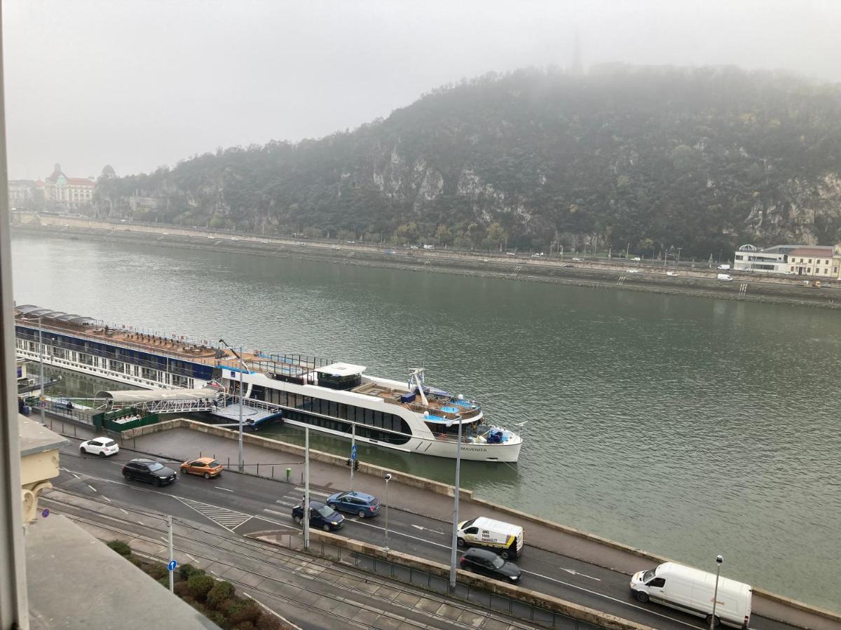 Danube View Apartment บูดาเปสต์ ภายนอก รูปภาพ